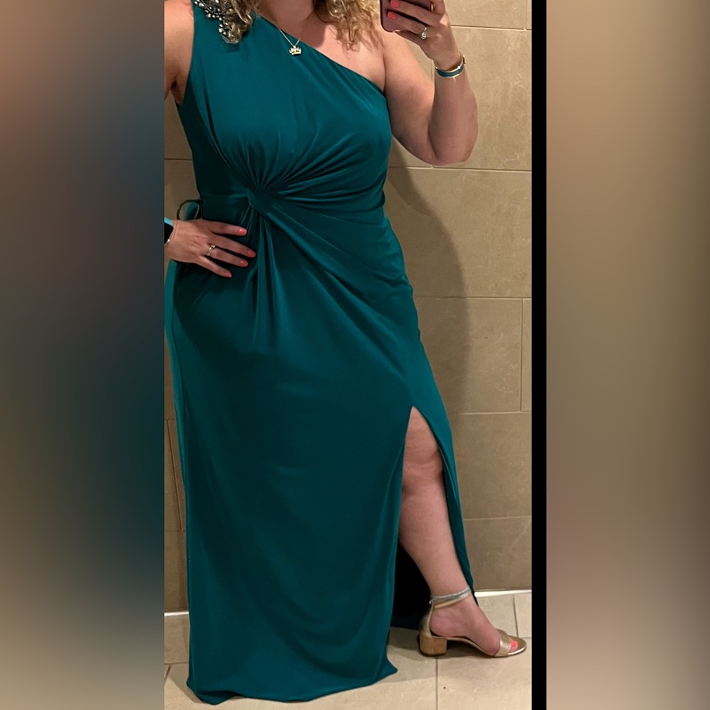 Plus size formal dress, green teal, embellished - Picture 2 of 8